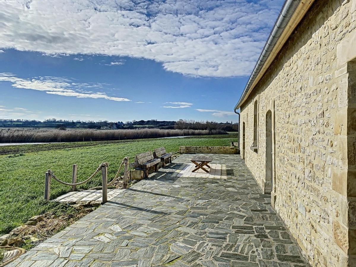 La Cricque Villa Cricqueville-en-Bessin Exteriör bild